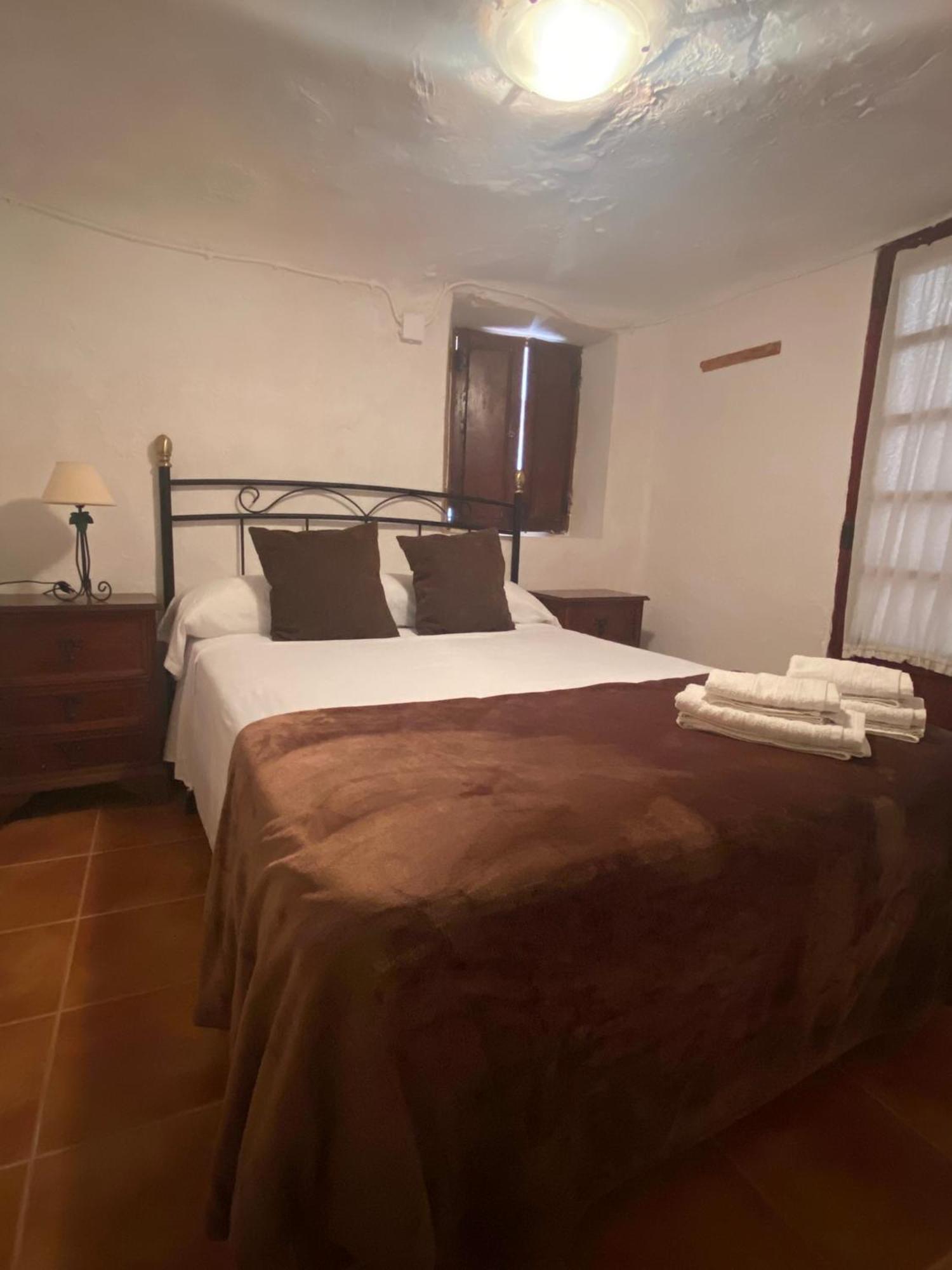 La Cueva Delola Appartement Alcala del Jucar Buitenkant foto